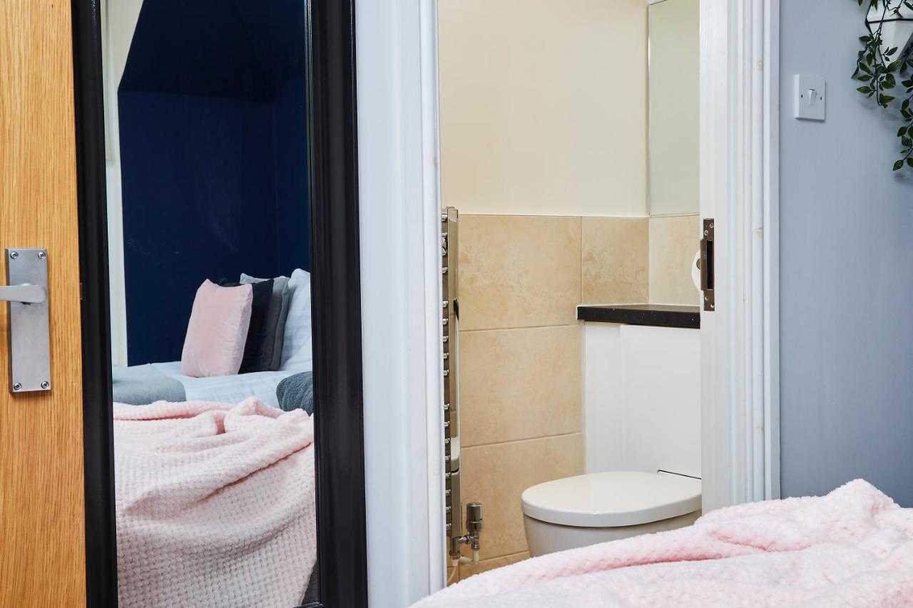 Striking Monroe Suite! Bath Esterno foto